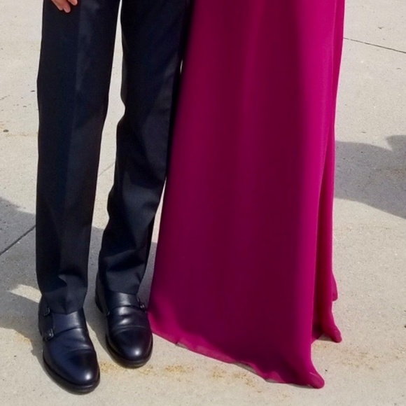 Hailey Paige Occasions Chiffon Dress -- Size 4 - Picture 6 of 6